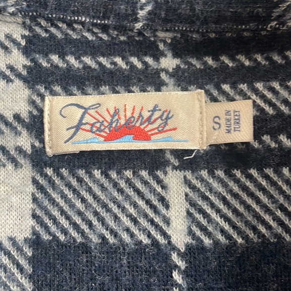 Faherty shirt - Picture 2 of 3
